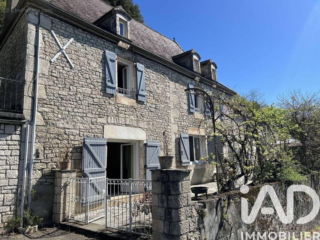 Photo 1 - Maison à PRATS-DE-CARLUX