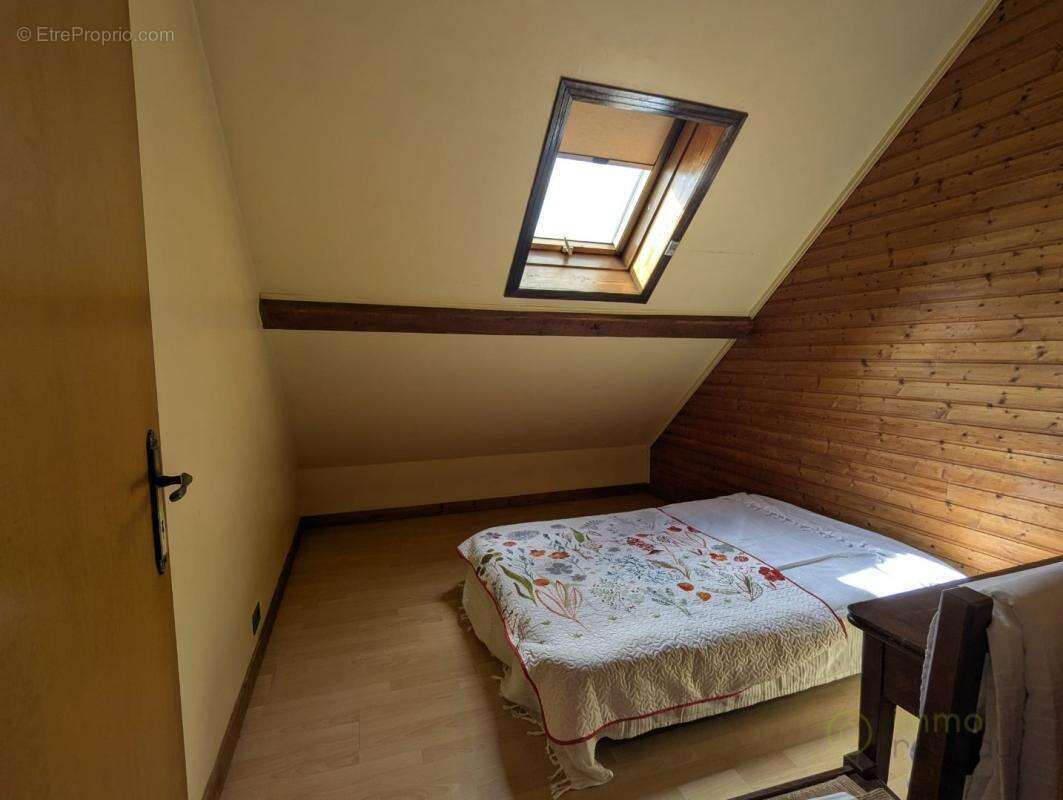 Maison 167 m² à Fontaine-Les-Dijon  - photo 4