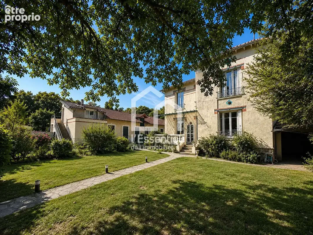Photo Maison à Maisons-Laffitte au prix de 1 490 000€