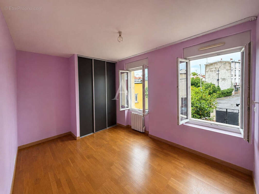Maison à NEUILLY-PLAISANCE