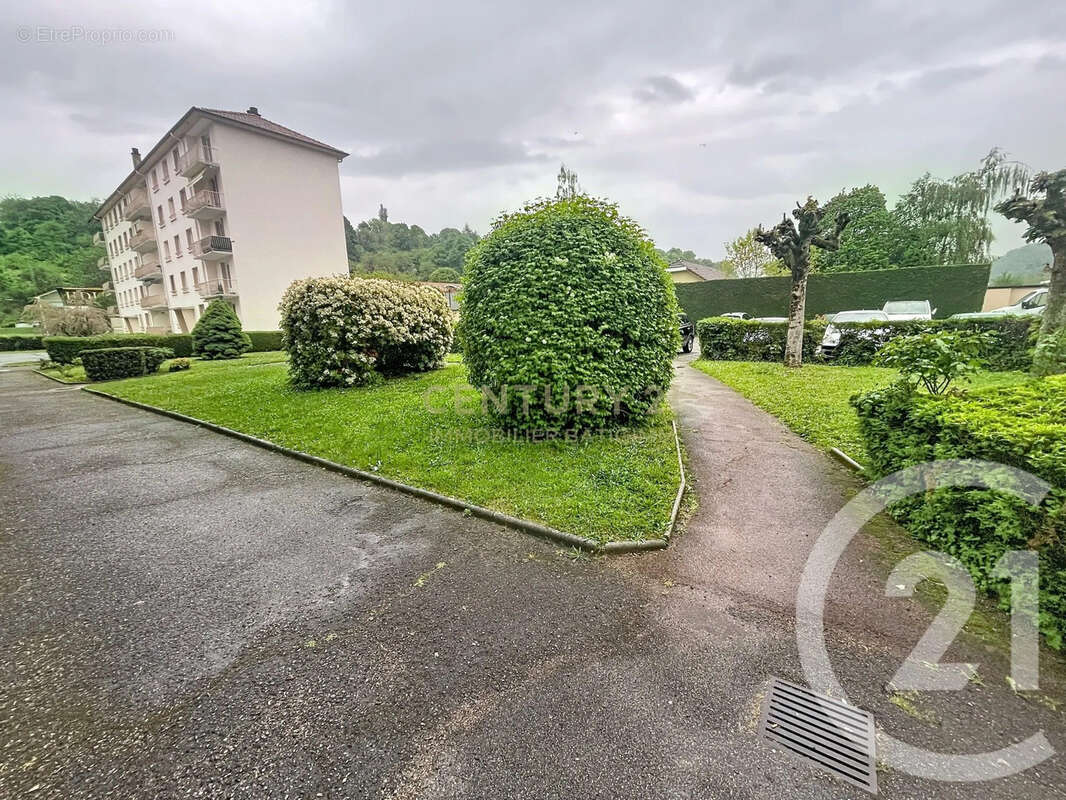 Appartement à LA TOUR-DU-PIN