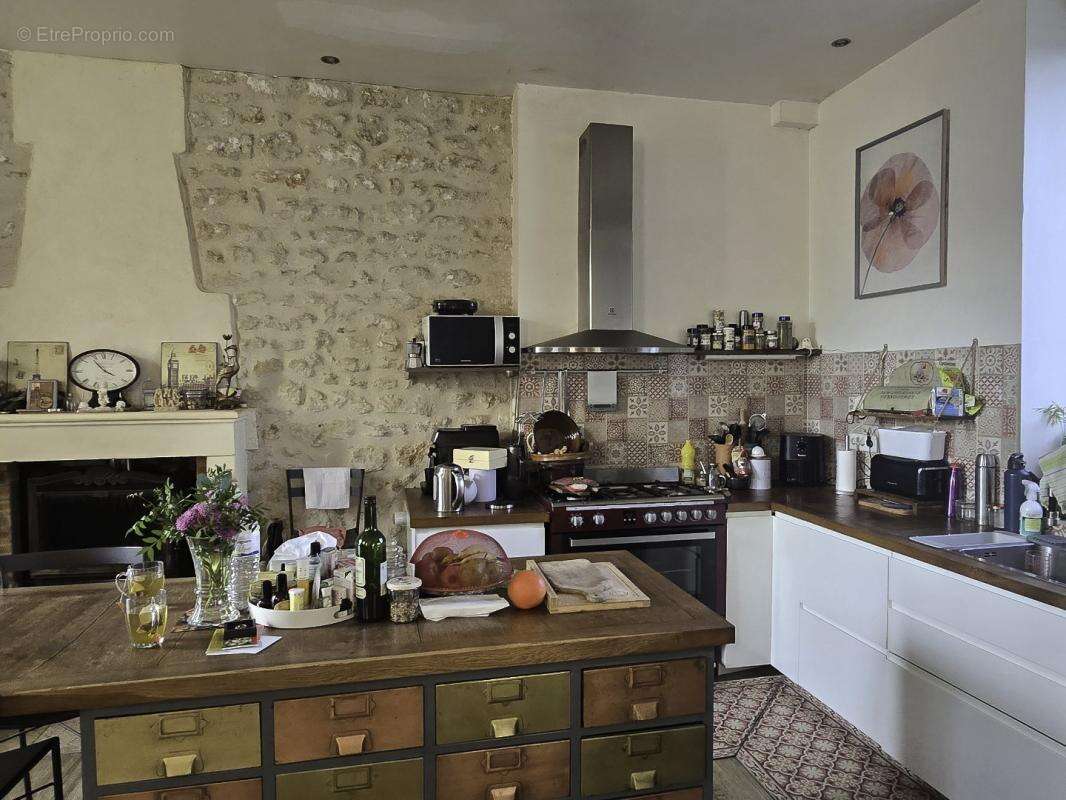 Maison à BERNAY-SAINT-MARTIN