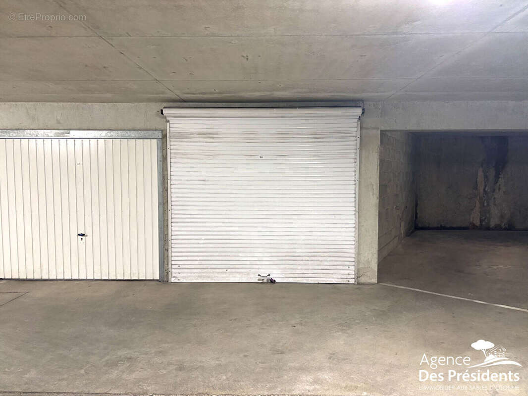 Parking à LES SABLES-D'OLONNE