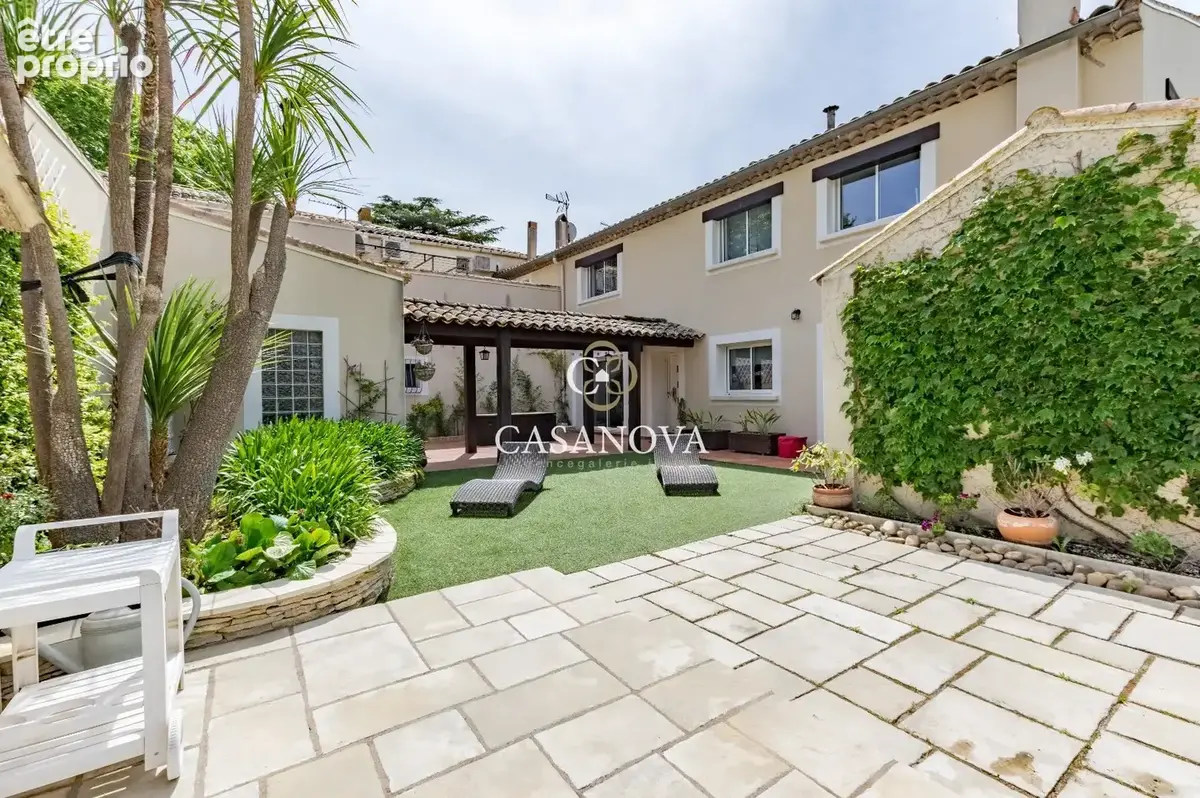 Proche PEZENAS, pièces à vivre 80 m², 6 chambres, beau terrain avec piscine, garage, dependances - photo 12