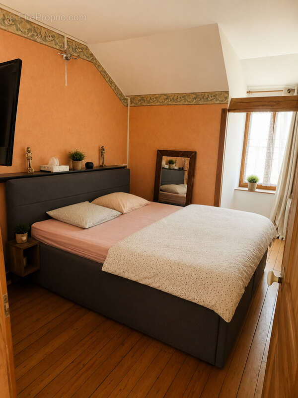 Maison de caractère en pierre de 220 m2 - photo 6