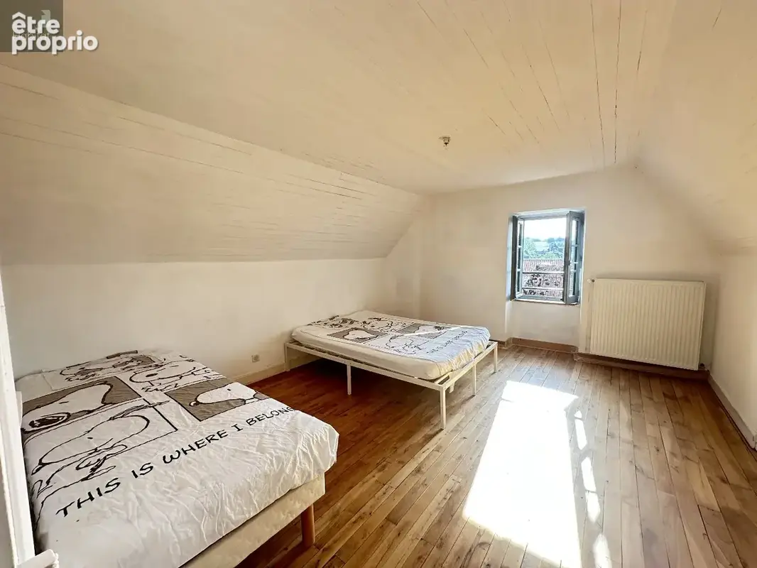 Maison en pierre, rénovée avec charme et authenticité dans un village de caractère - photo 8