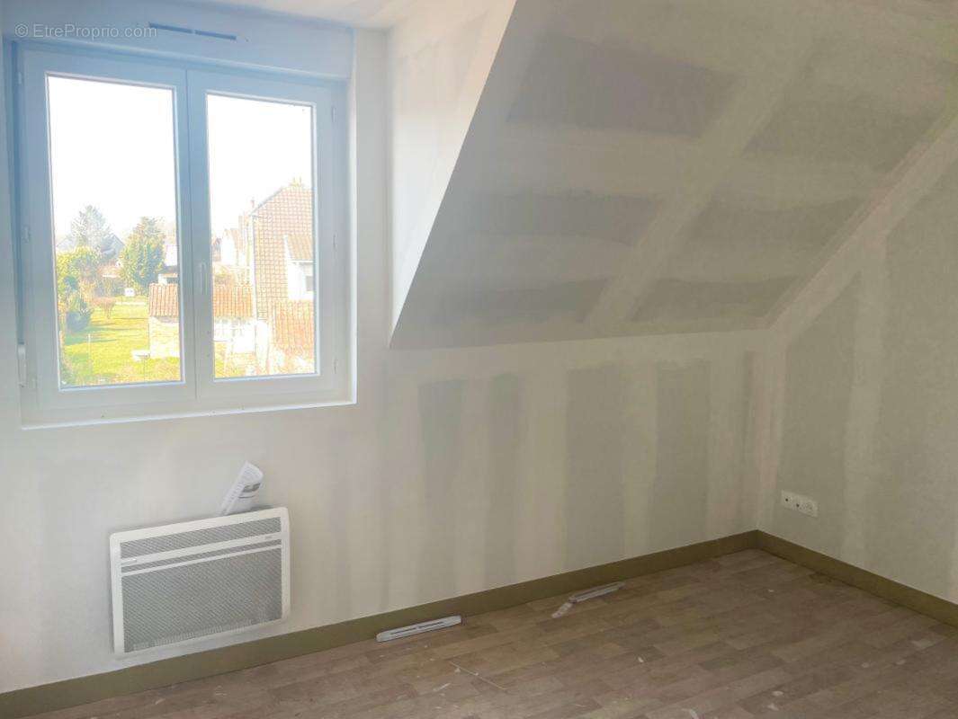 Maison à AVION