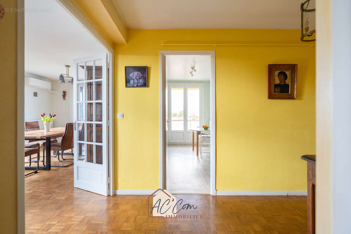 Appartement à MARSEILLE-12E