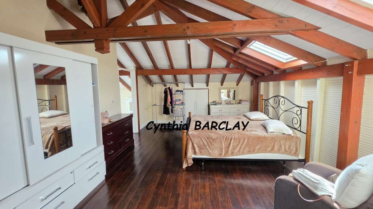 Maison 305 m² à Ducos  - photo 14