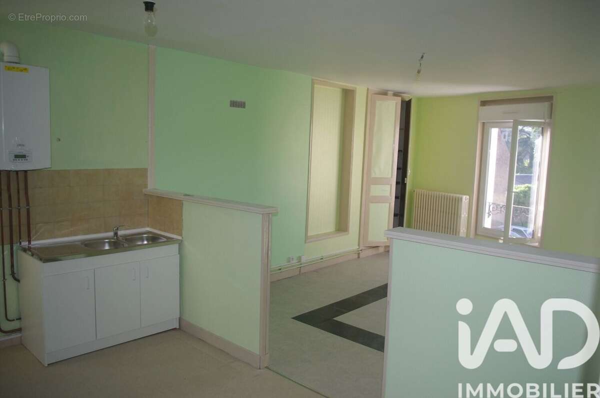 Photo 2 - Appartement à BESSE-SUR-BRAYE