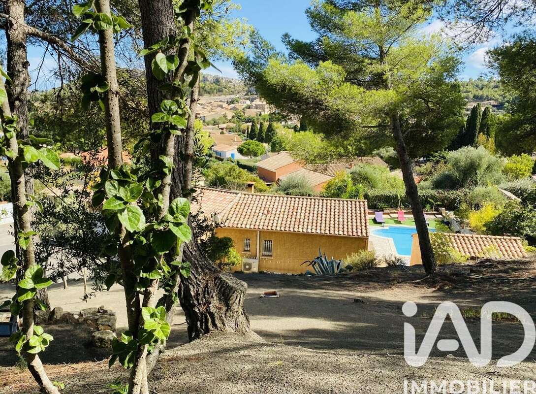 Photo 3 - Maison à ROQUEFORT-DES-CORBIERES