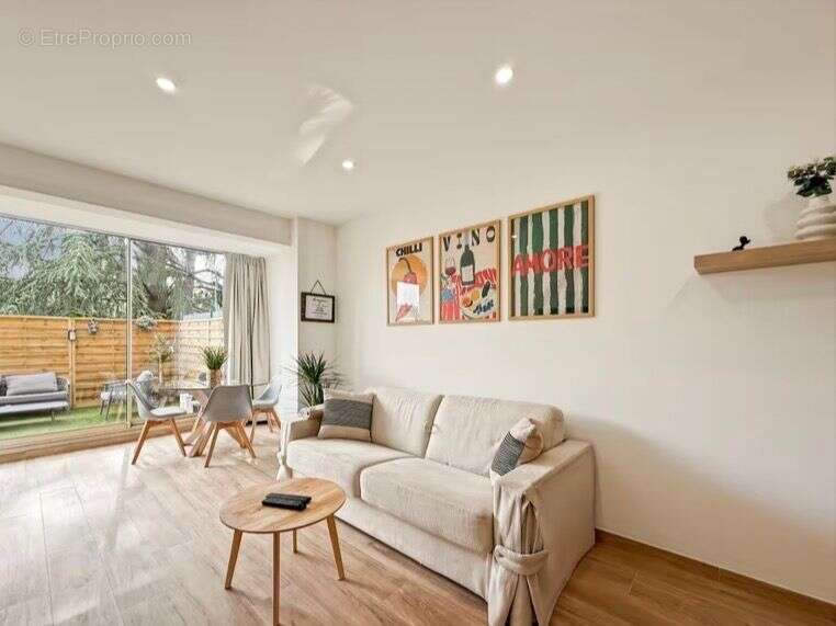 Appartement à CAGNES-SUR-MER