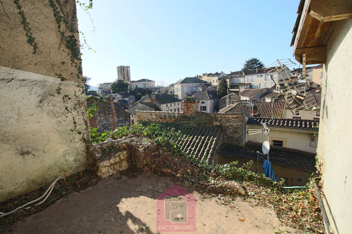 Maison de village avec possibilité  local commercial - photo 5