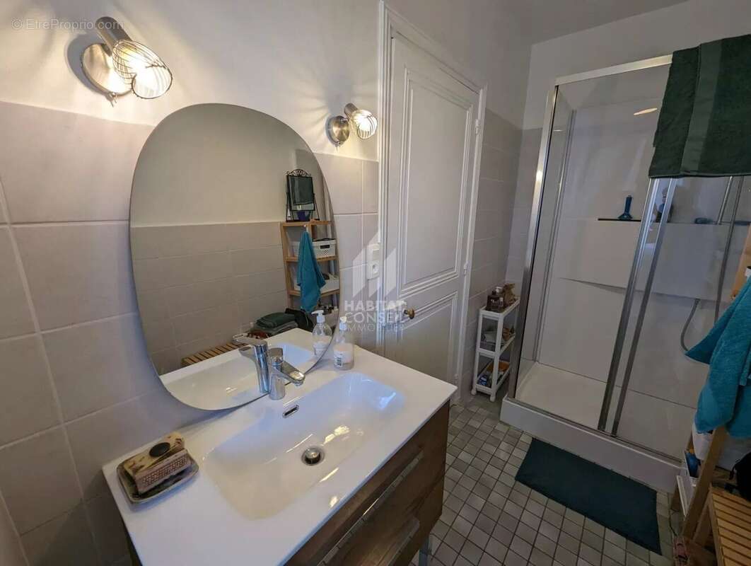 Maison à SAINT-LAURENT-DU-PONT