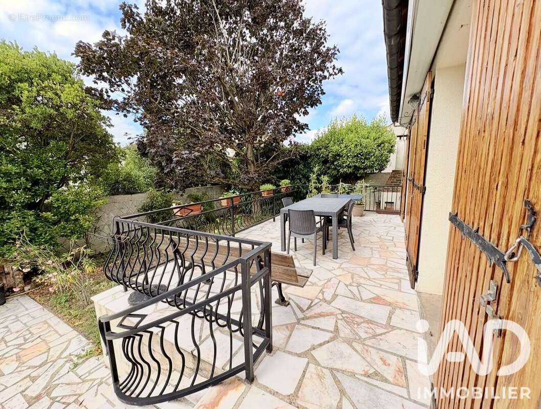 Maison 140 m² à Sartrouville  - photo 3