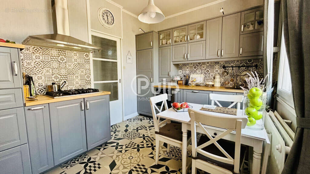 Maison à OSTRICOURT