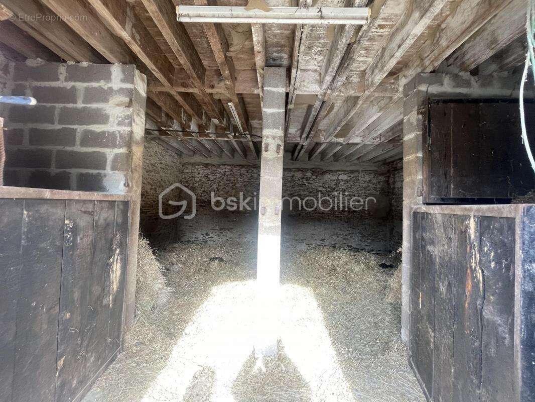 Maison à CERISY-LA-FORET