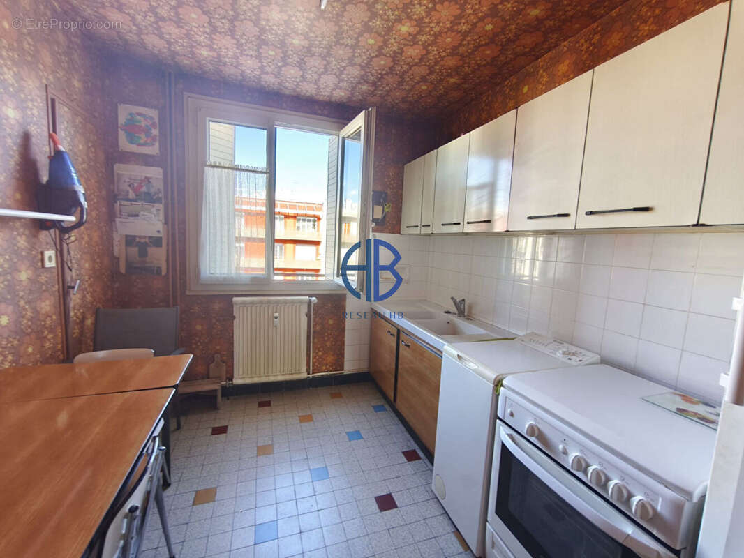 Appartement à RENAGE