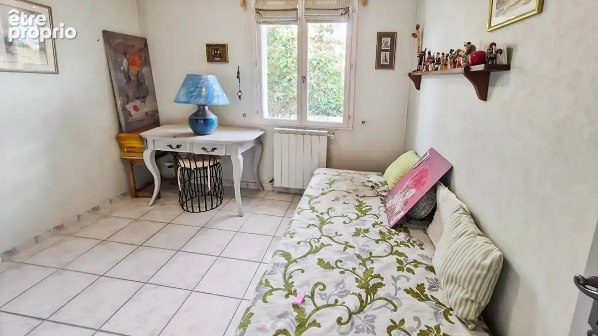 SAINT-SATURNIN LES AVIGNON Maison  7 pièce(s)  155 m² 449 000 - photo 11