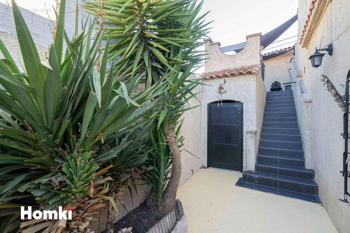 Appartement à MARSEILLE-14E