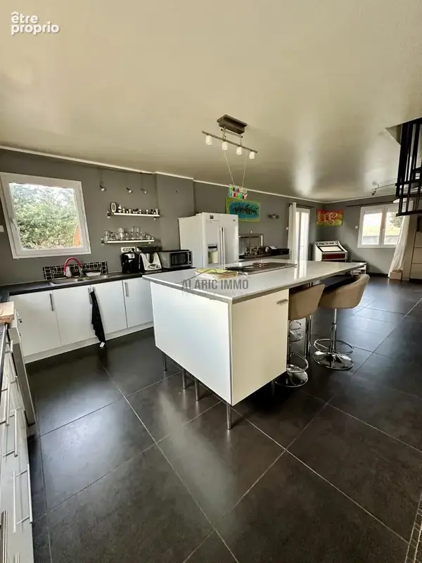 Villa indépendante 155 m2 avec garage, jardin et dépendance - photo 9