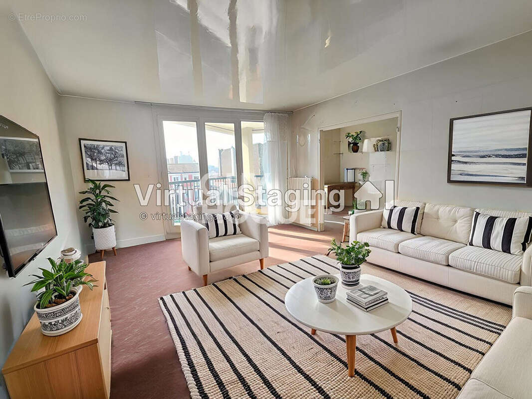 Appartement à COURBEVOIE