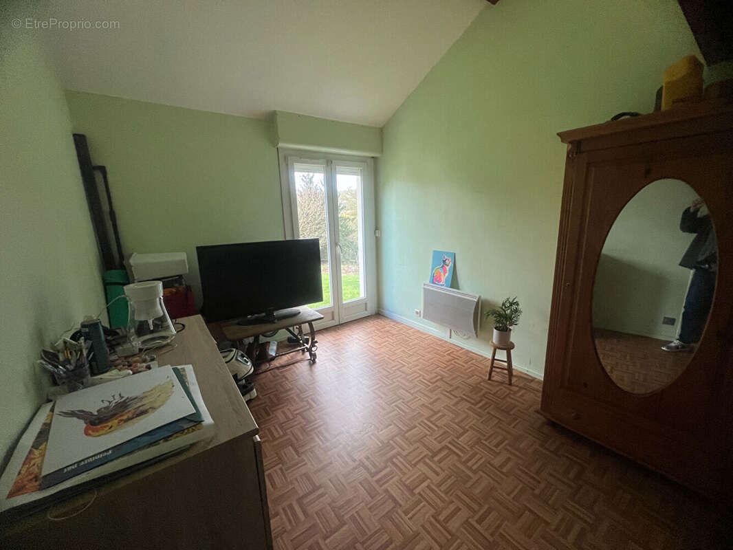 Maison à VILLENEUVE-SUR-BELLOT