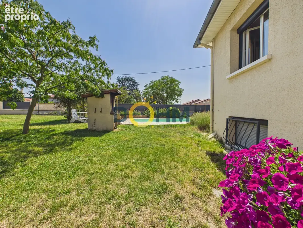 Maison 6 pièces 130 m2 terrain 1300m2 avec piscine - photo 8