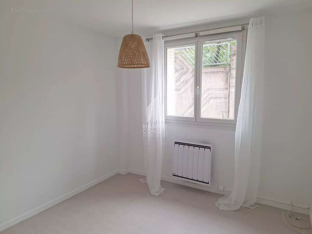 Appartement à FONTAINE