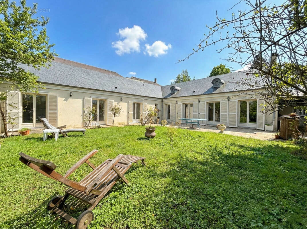 Maison à RUEIL-MALMAISON