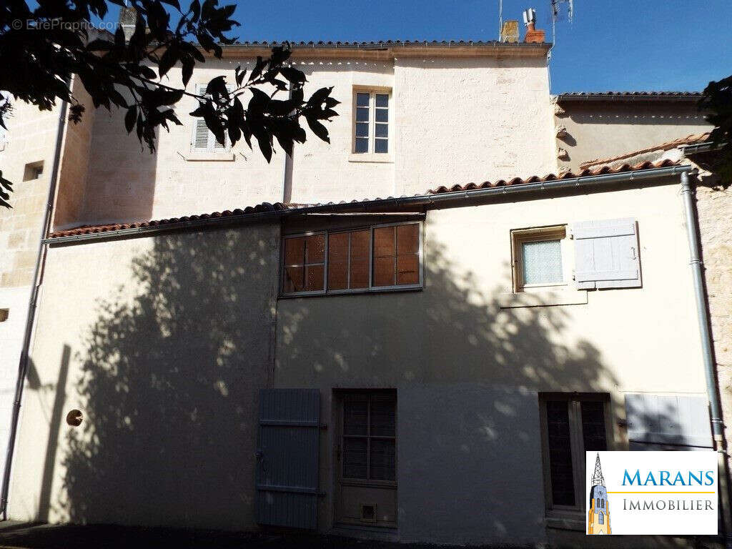 Appartement à FONTENAY-LE-COMTE