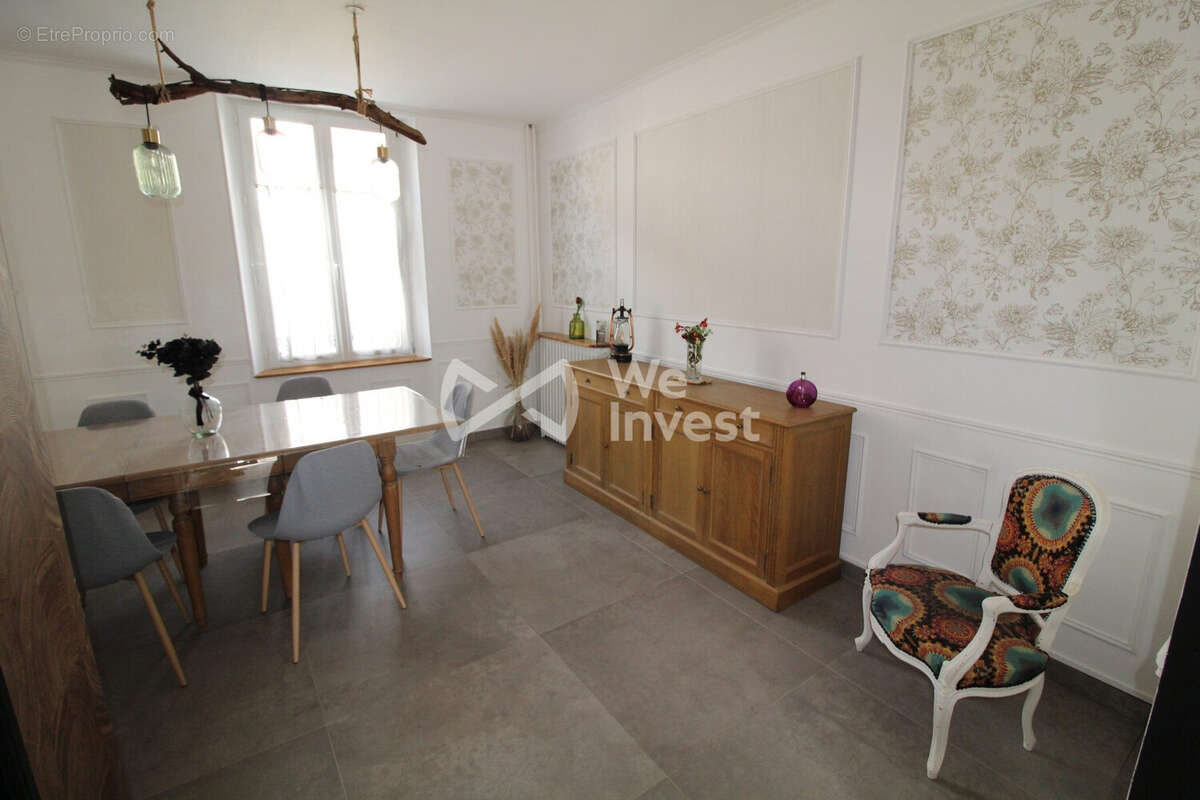 Maison à FAREMOUTIERS