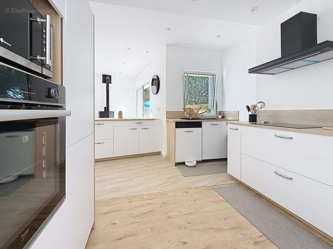 Maison à SAINT-PAIR-SUR-MER