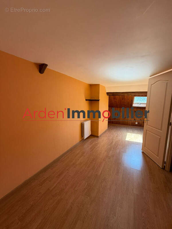 Maison 6 pièces, 4 chambres à vendre LAUNOIS SUR VENCE - photo 3