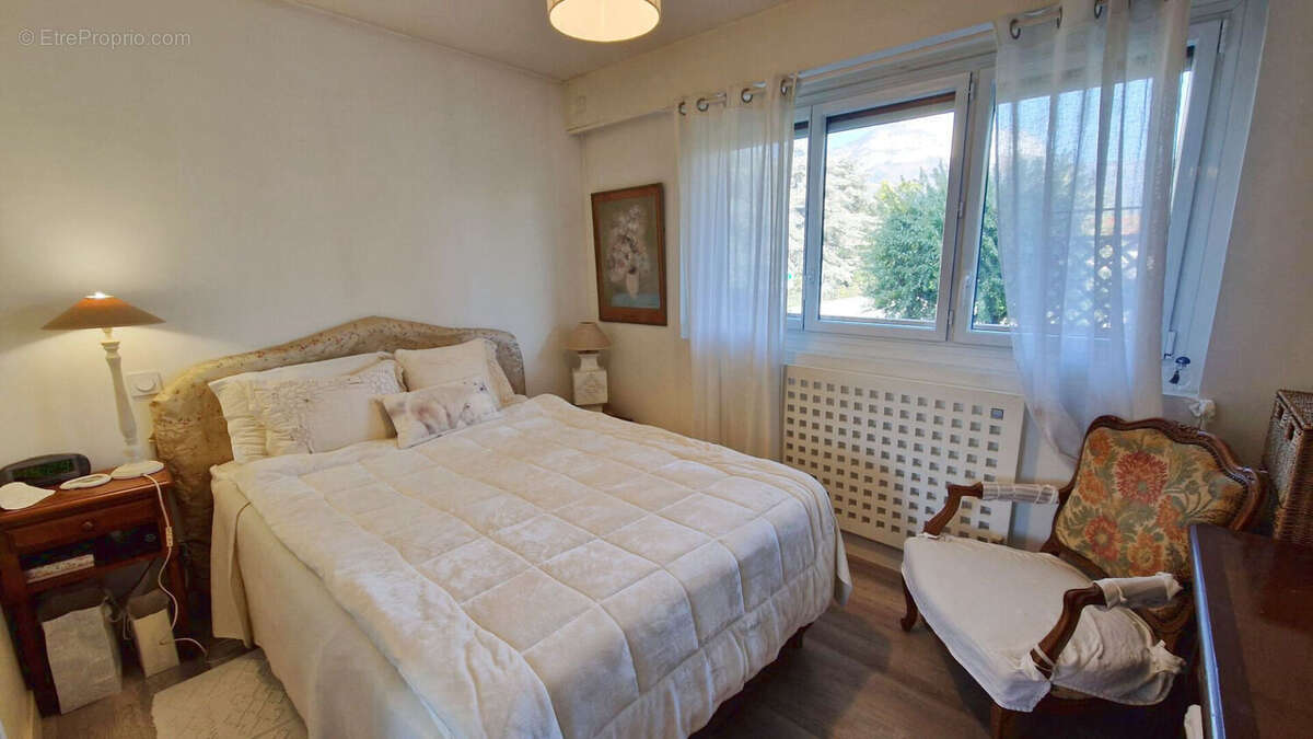 Appartement à BASSENS