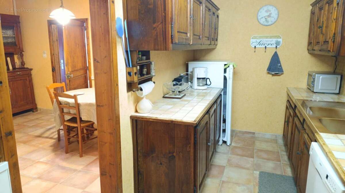 Maison à VIC-FEZENSAC