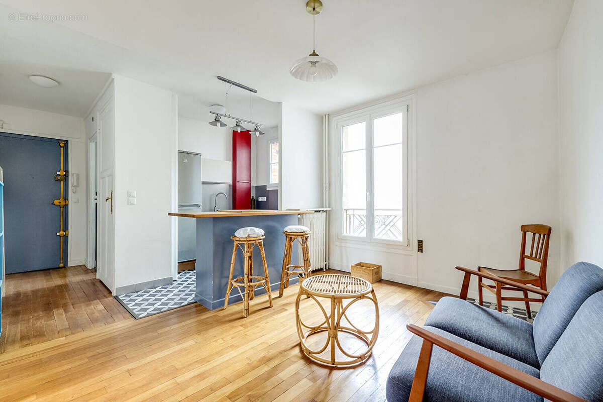 Appartement à PARIS-20E