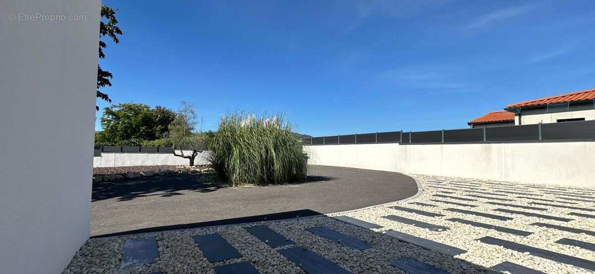 Photo 4 - Maison à ORCET