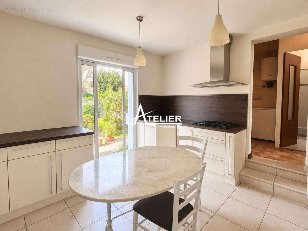 OFFRE ACCEPTEE  Maison à rénover, bd Américains - photo 4