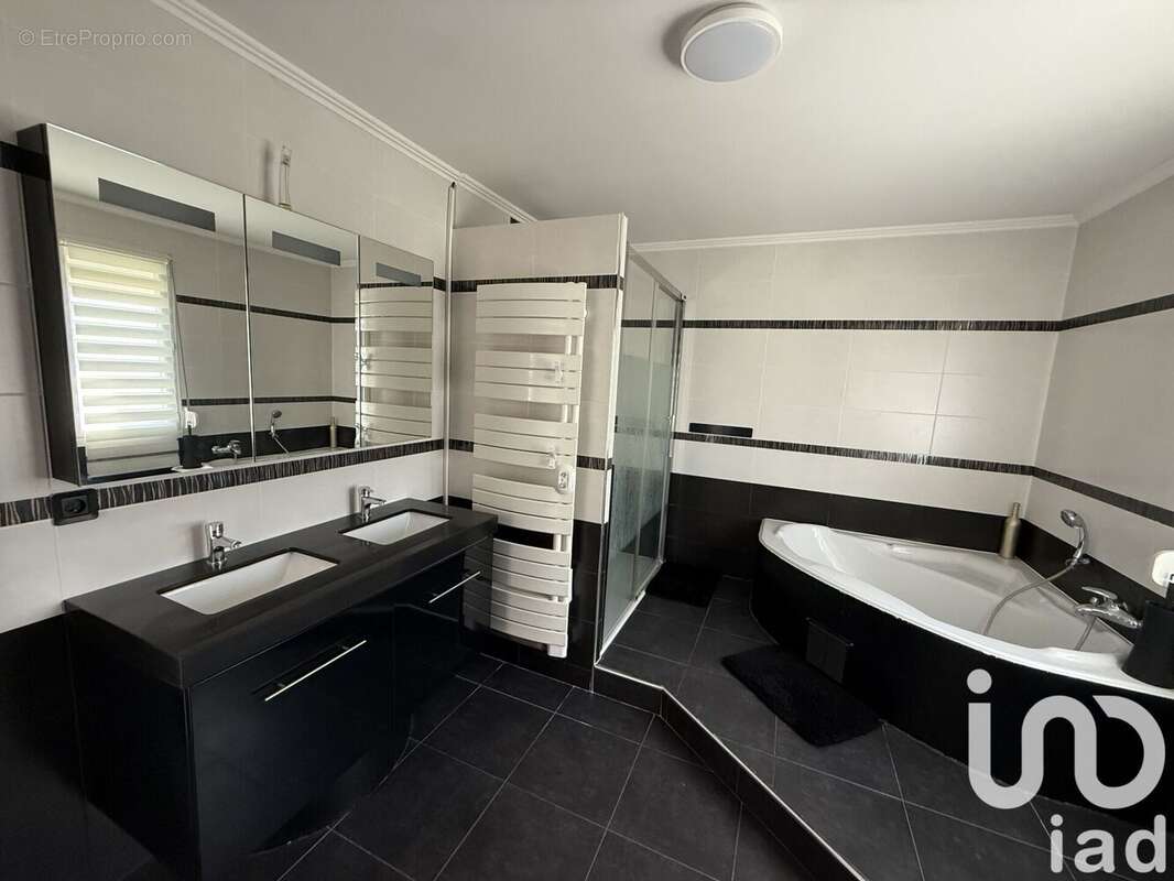 Maison 118 m² à Romilly-Sur-Seine  - photo 6