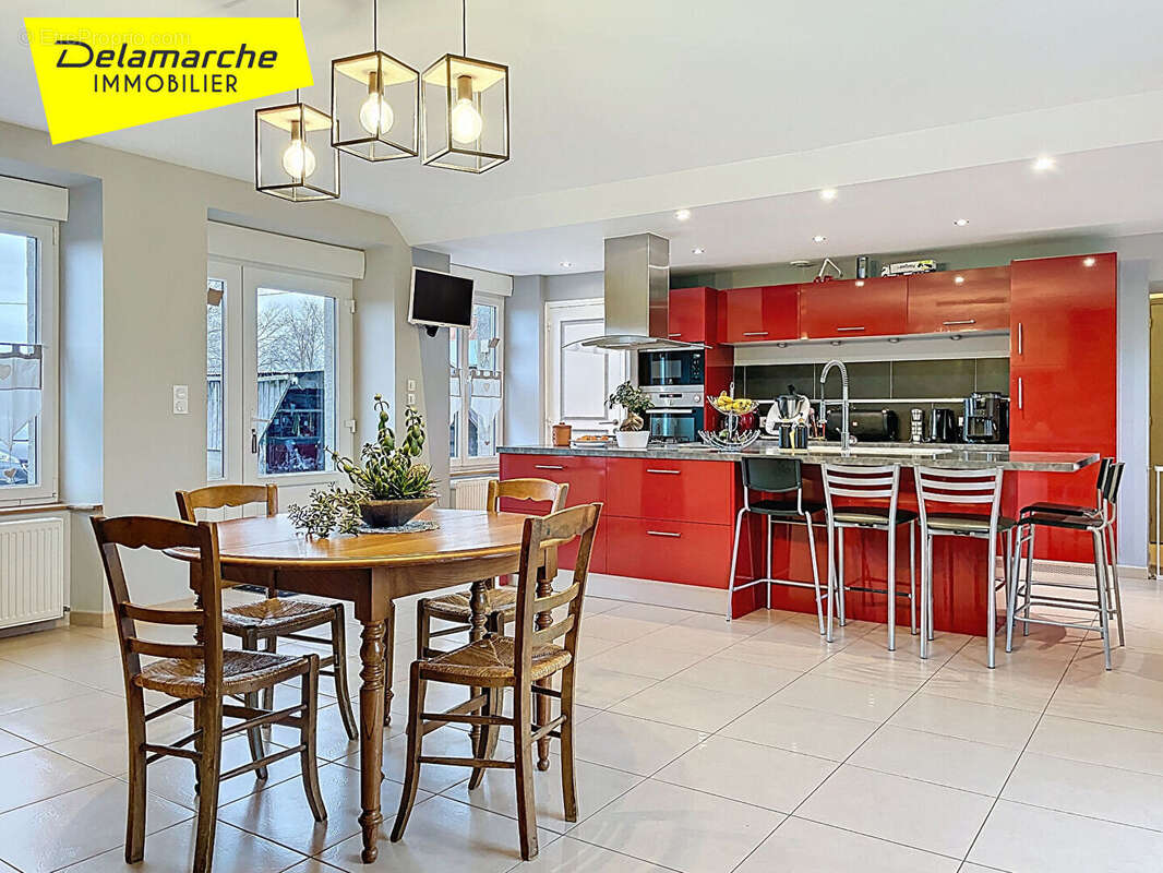 Maison à SAINTE-CECILE