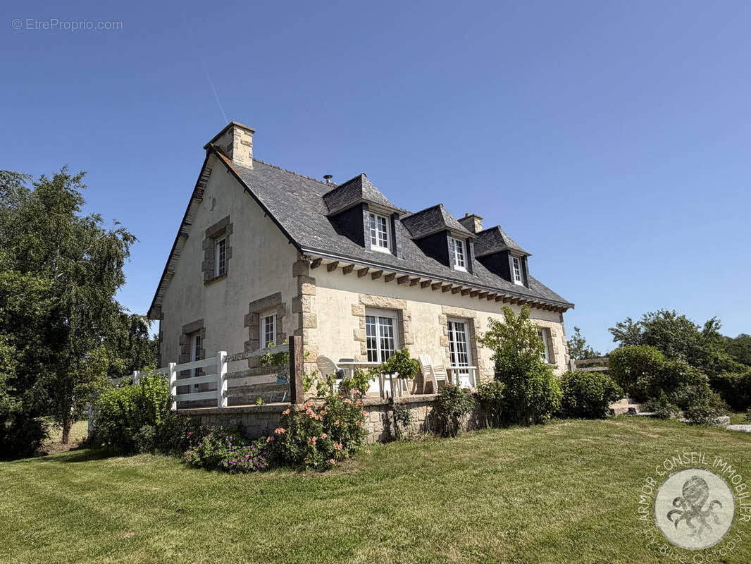 Maison à TADEN
