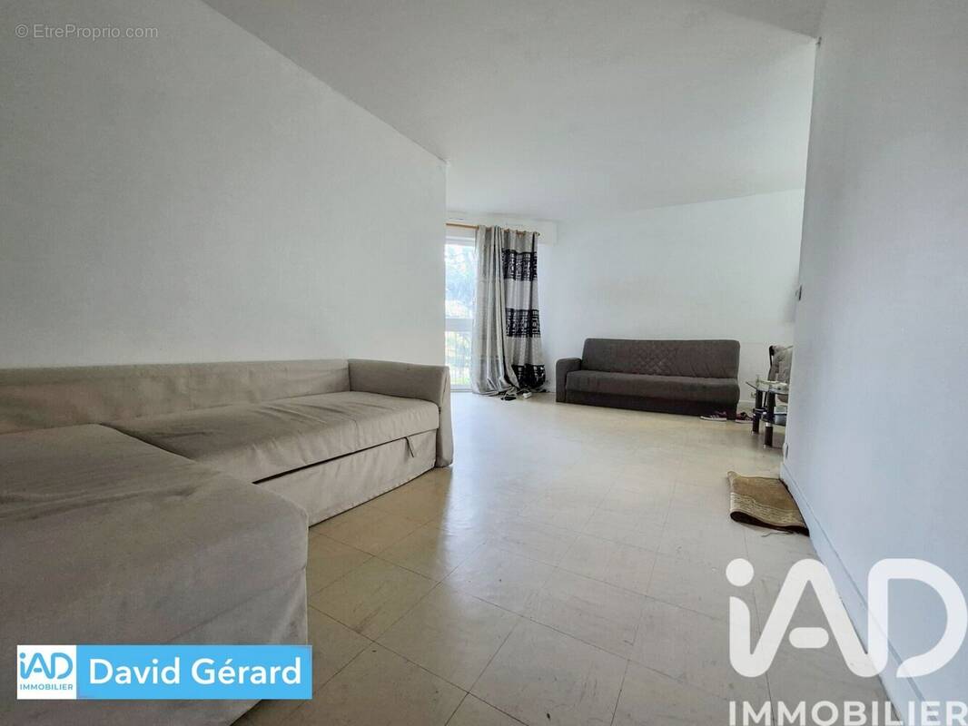 Photo 1 - Appartement à GRIGNY