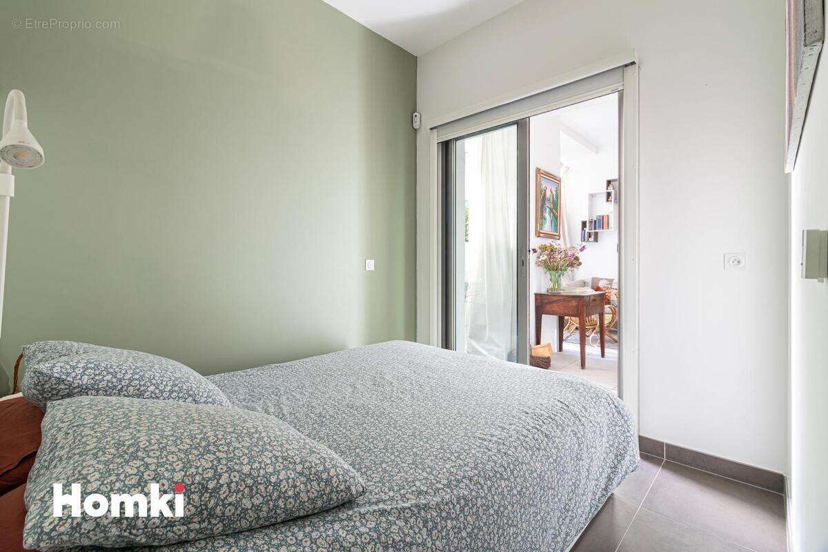 Appartement à MARSEILLE-2E