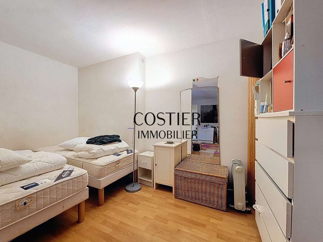 Appartement à PARIS-9E