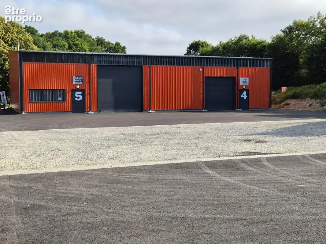 Parking à CLEGUER