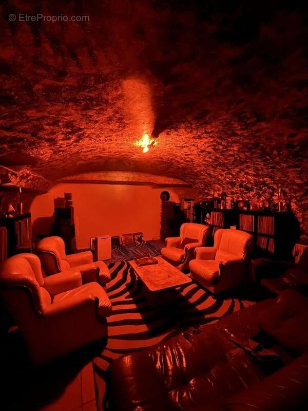 Maison à ARS-SUR-MOSELLE