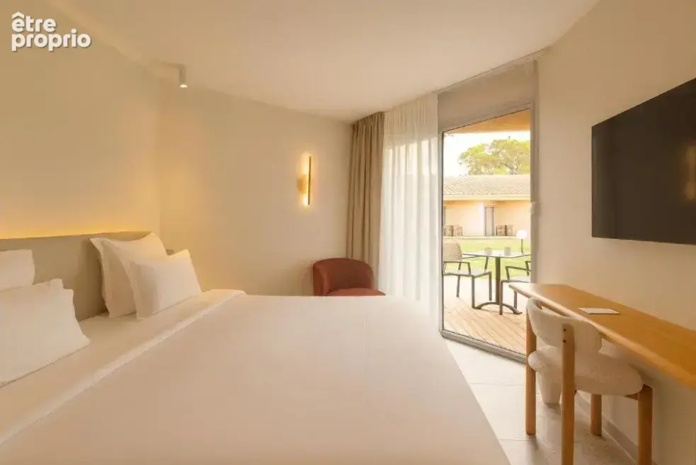 INVESTISSEMENT LOCATIF  Avignon  Résidence de tourisme Golden Tulip Avignon Le Paradou  6.55 % de rentabilité - photo 3
