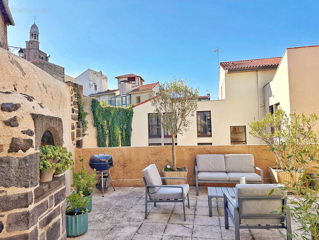 Maison à CLERMONT-FERRAND