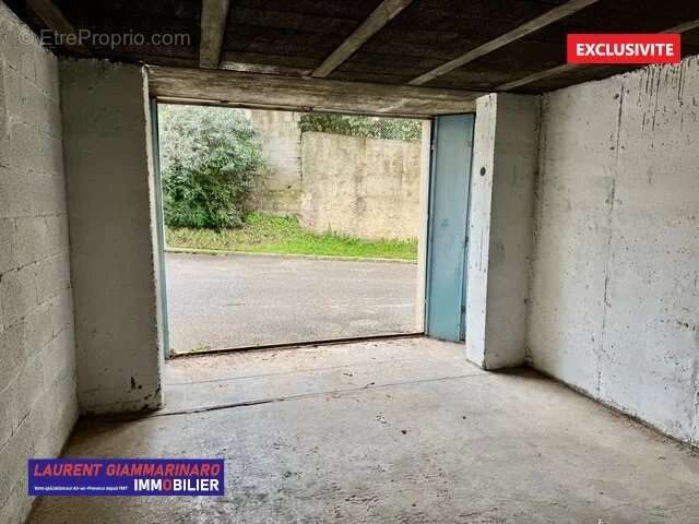 Parking à AIX-EN-PROVENCE